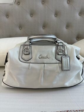 🤍 Coach White Leather Satchel with Silver Trim